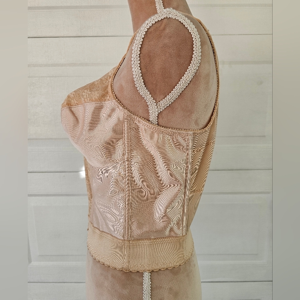 Exquisite Form Vintage Nude Lace Longline Bra 38C Shapewear Pinup Lingerie - Picture 3 of 7